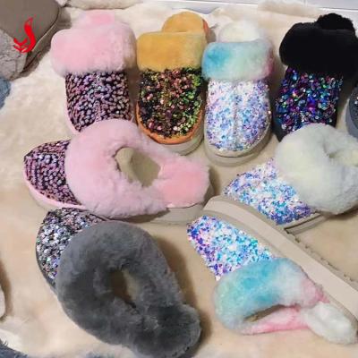 China Factory custom warm fuzzy ladies furry slippers breathable winter bling bling women fur slides with logo for sale