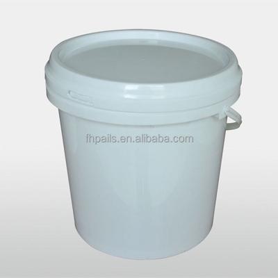 China High quality 100% virgin Oxidation resistance 1 gallon plastic round pp paint buckets with handle and lid in low price for sale