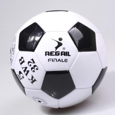 China Training Equipment Football Training Soccer Balls for sale