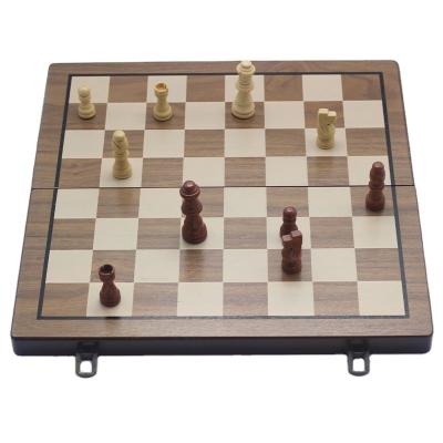 China Wooden Wooden Board Game Foldable Wooden Chess Set with Magnetic Fighting Toy for sale