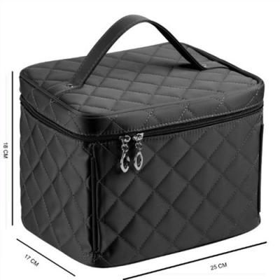 China Black Cosmetic Storage Travel Toiletry Bag Multi Pockets For Brushes , Pearls for sale