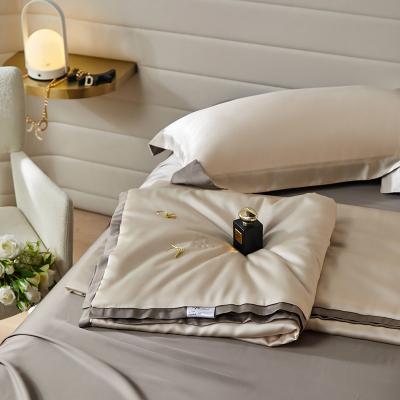 China Nondisposable 19mm100% Silk Mulberry Sheet Comforter Cover Pillowcase 4 Sets Bedding Sheets Silk Bedding Set for sale