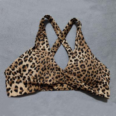 China High Elastic Back Logo Fitness Yoga Wear Custom Cross Sports Bra Women Workout Sports Bra Sexy Leopard Seamless Yoga Bra throat for sale