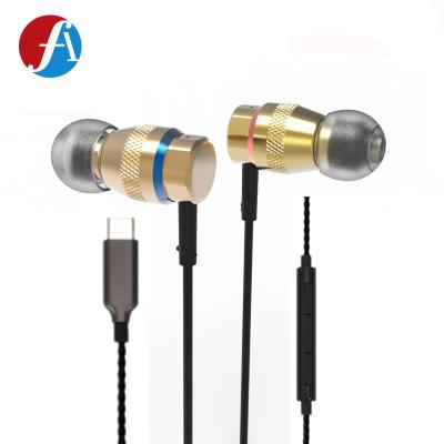 China good quality In-ear headphone cable type c /usb 3.1 cord headphones with microphone for type c devices for sale