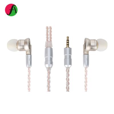 China In-ear Design OEM 3.5mm Professional Earphone Wired Earbuds Stereo Earphone for sale