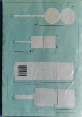 中国 Best Price 8.2mhz security sticker RF Sticker Barcode EAS Label 8.2mhz RF Alarming Tag EAS RF Label 販売のため