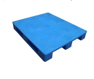 China Euro Style Cheap Stackable 3 Skid Plastic Pallet Single Faced Plastic Pallet for sale