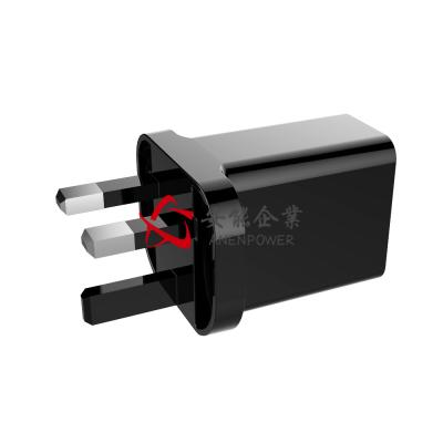 Chine Type BRITANNIQUE universel adaptateur du chargeur QC3.0 de mur de voyage d'USB pour des téléphones portables à vendre