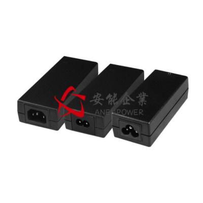 China 70W adaptador médico del escritorio de la serie 12V 9V, reunión L/CUL UL60601, TUV/RH EN/IEC 60601 en venta