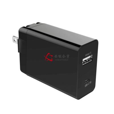 China Black 30W Power Delivery USB C Wall Charger / Dual USB Port Charger for sale