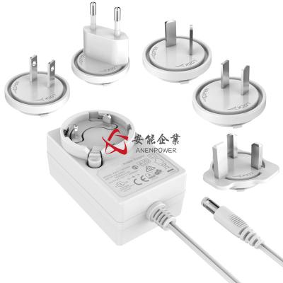 China 24 adaptadores permutáveis do poder do watt, fonte da alimentação CA de 12V 24V1A, CE ROHS do UL GS à venda