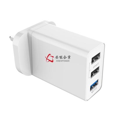 China 3 Port Qualcomm QC 3.0 Charging Adapter Quick Travel Wall Charge 12V1.5A 9V2A for sale