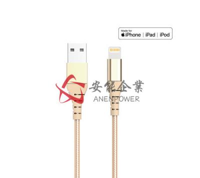 China IPhone IPad que usa o cabo da data de USB do relâmpago actualizado de acordo com IOS MFi aprovou à venda