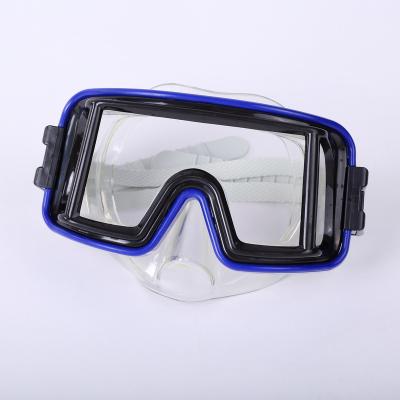 China Hot Selling Snorkeling Adult Diving Goggles Sealed Glass Half Face Diving Snorkel Mask Waterproof Big Mask Frame for sale