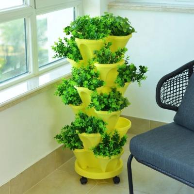 China Modern Multilayer Combination 3D Resin Strawberry Planting Balcony Vegetable Creative Flower Pot for sale