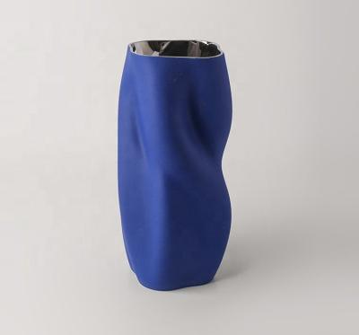 China Modern Blue Ceramic Vase Wholesale Ceramic Flower Pot To Klein Art Ornament Creative Home Decoration for sale