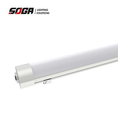 China longitud 170lm/W de la iluminación el 135cm de los deportes interiores de la piscina 40W LED en venta