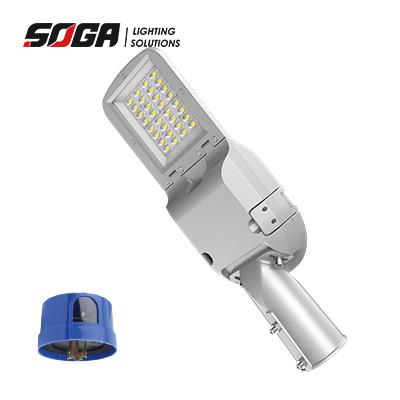 China Inventronics Driver LED Street Light With Daylight Sensor and High CRI for Pole Mount Installation for sale