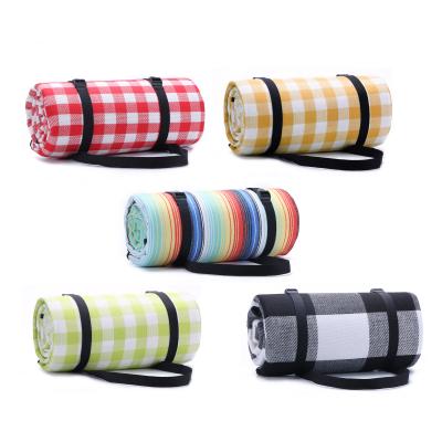 China Portable Sandproof Picnic Blanket Waterproof Large Tote Handy Checkered Mat Foldable Outdoor For Beach Camping for sale