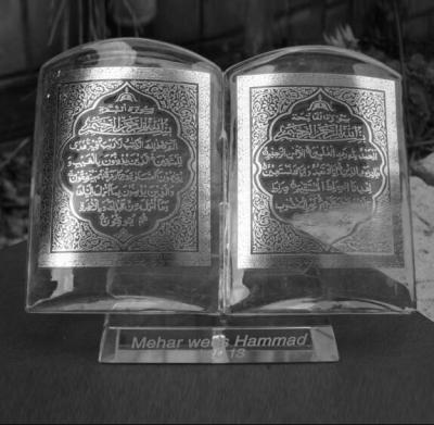 China Europe Wholesale Mini Muslim Gifts Islamic Cheap Crystal Quran Book Glass Custom With Names For Sacred Religious Gift for sale