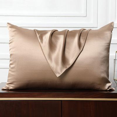 China Hot sale good quality grade 6a natural mmulberry folded natural mmulberry factory sell satin silk 22momme pillowcase for sale