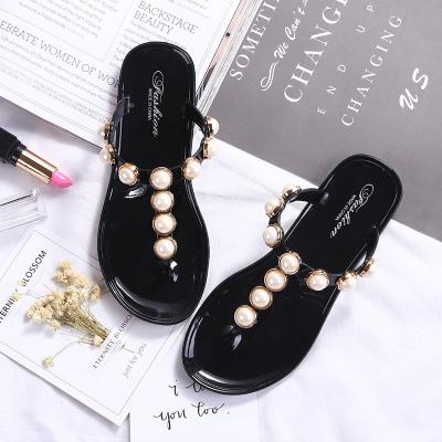 China New Fashion Trend Women's Ladies Slipper Sling Foot Beach Flip Flops Slides Indoor Outdoor Slippers Jelly Flat Sandals for sale