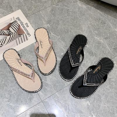 China New Design Fashion Trend Sale Flat Diamond Summer Beach Women Slippers Women Hot Sandals Rhinestone Flip Flops Slippers for sale