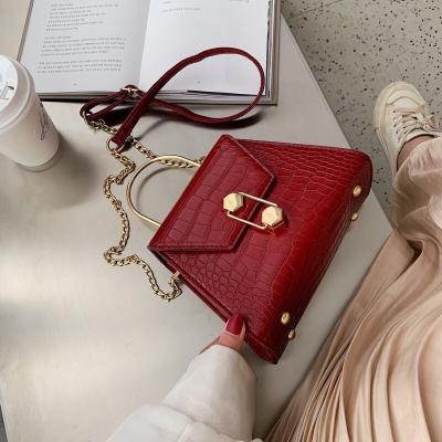 China Luxury lady cross - handbags 2021 new arrival fashion body chain handbag shoulder lady bags pu leather for women for sale