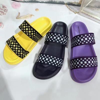 China Women's Sandals Summer Indoor Slipper Ladies Sandal Shoes Platform Shoe Sliders Wholesale Fashion Flat Anti-slippery Woman New Slides Slippers for sale