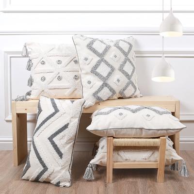 China PORTABLE Wholesale Nordic Luxurious Boho Throw Blanket Decorative Tufted Cushion Covers 45*45 For Sofa for sale