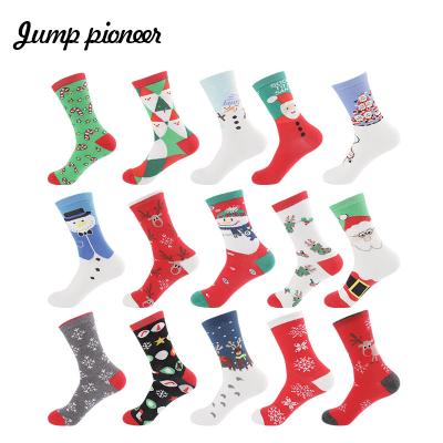 China Wholesale 2021 Fashion Sporty Christmas Socks Winter Comfortable Colorful Cute Women Personalized Creative Socks for sale