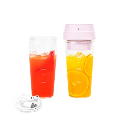 China 380ml Portable Car Mini Juicer Blender Electric USB Rechargeable Juice Blender for sale