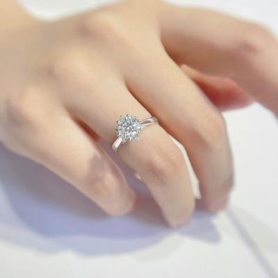 China CLASSIC diamond ring 18k 6.5mm mix yellow&white factory customized gold ring 1 carat moissanite diamond wedding ring for sale