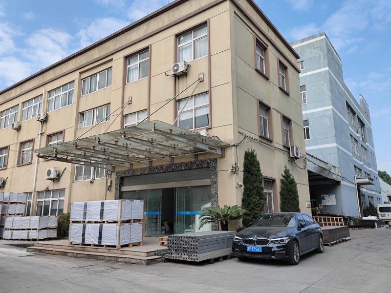 Fornitore cinese verificato - Tongxiang Dayi Wood & Plastics Co., Ltd.