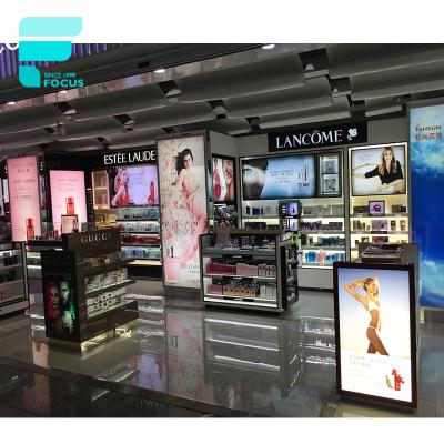 China Custom Cosmetic Studio Furniture Cosmetics Perfume/Cosmetic Shop Display Cabinet Fashion Store Furniture With Interior Design for sale