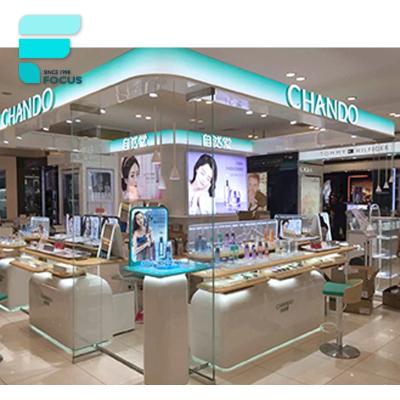 China Fashionable High-end Luxury Brand Nail Mall Cosmetic Kiosk Perfume Showcase And Display Racks For Make Up Store for sale