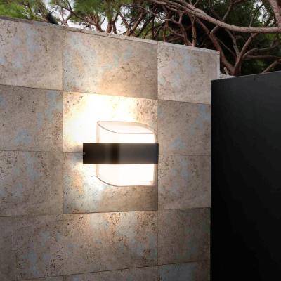 China Vintage LED Wall Light Outdoor Garden Lighting Porch Decorative Corner Light Sconce Waterproof Wall Lamp for sale