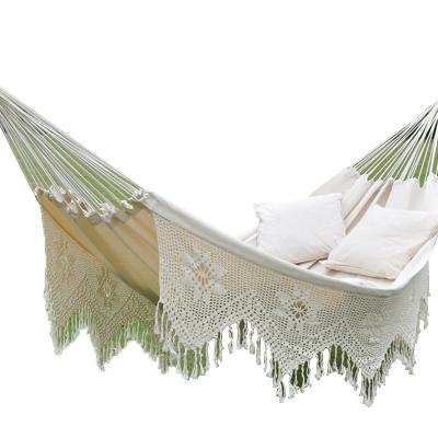 China Contemporary Macrame Fringe Hammock Boho Balcony Hammock Handmade Tassels Hammock for sale