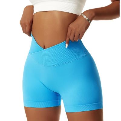 China Breathable Women's Stylish High Quality Quick Dry V Cut Waist Scrunch Butt Compression Seamless Gym Workout Yoga Shorts for sale