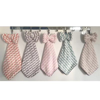 China High Quality Sustainable Bowknot Absorbent Towel Household Microfiber Wave Pattern Hanging Hand Towel for sale