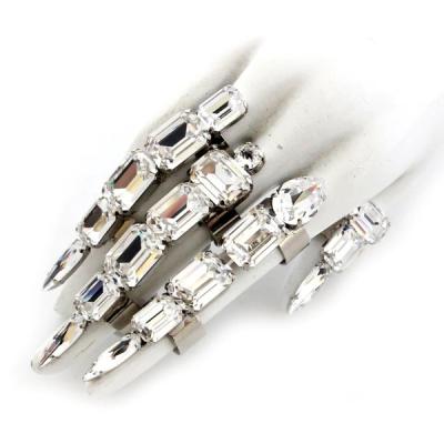 China Crystal Embellished Rings In Clear exaggerated customized FASHIONABLE Crystal Stones Fashion Silver Plated Crystal Panther Claw Rings for sale