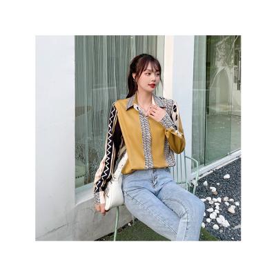 China Autumn New Quilting Shirts Ladies Straight Coat Lapel Printing Anti-pilling Long-sleeved Tops for sale