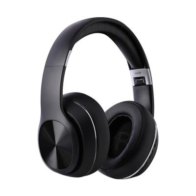 China 2023 Viable Fashionable BT 5.3 New Style Black Sports Wireless Bluetooth Earphone Soft Earbuds Earbuds for sale