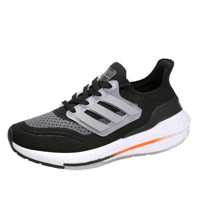 China Breathable Mesh Casual Shoes Flying Woven Running Shoes Boys Sports Shoes Tend Student Cushioning Running Shoes for sale