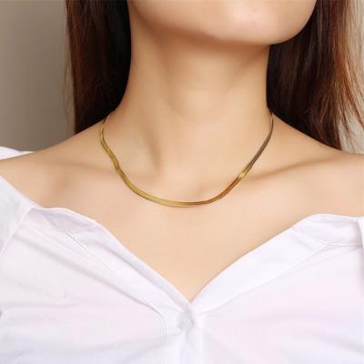 China Custom CLASSIC Fashionable Silver Flat Choker Snake Link Gold Stainless Steel Herringbone Chain Necklace Gold Stainless Steel Fishbone Chain for sale