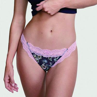 China 2022 Antibacterial Floral Ladies Thong, Manufacturer Customized Wholesale Lace Sexy Underwear, Women's Fashion Trends Vintage Sexy Panties for sale