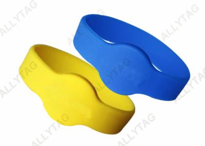 China Passive NFC Tag13.56mhz RFID Silicone Wristband Waterproof For Mental Hospital for sale