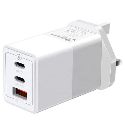 China Mobile Phone UKCA Approve 3 Pin Wall Plug 3 Ports British Type C USB A gan PPS Fast Charger USB PD AC Adapter gan PPS for sale