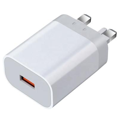 China High Quality QC 3.0 UK 3 Pin Mobile Phone Charger 3a 18w Wall Plug Fast Fast Fast Charging 3.0 USB Canton for sale