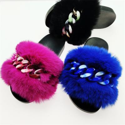 China Hard-Wearing Fur Home Flat Women Slippers house Fluffy Indoor Outdoor Female Slides Chain Soft Luxury Ladies Fur Flats Shoes for sale